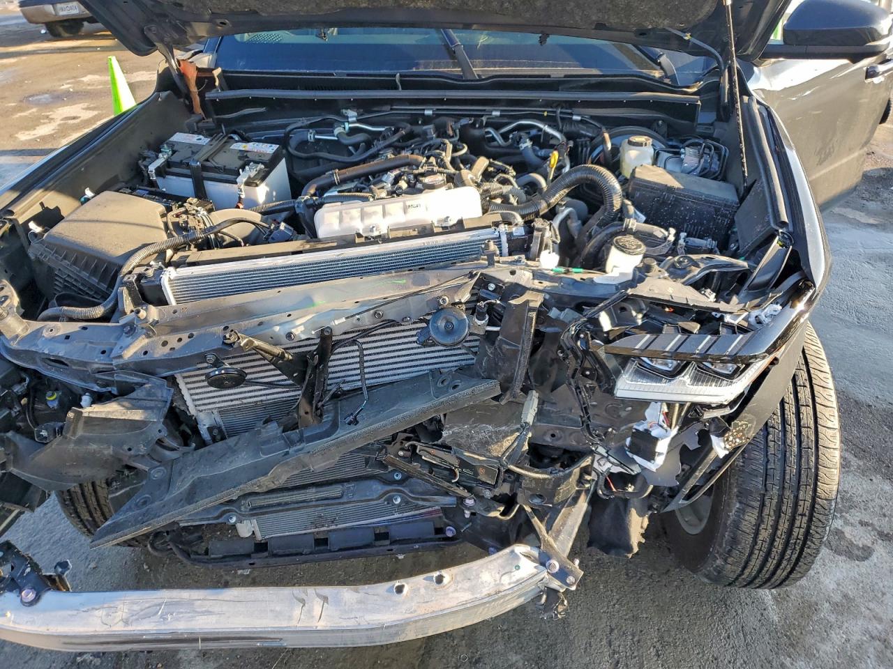 2025 Toyota 4Runner Sr5 VIN: JTEVA5AR1S5003715 Lot: 92854985