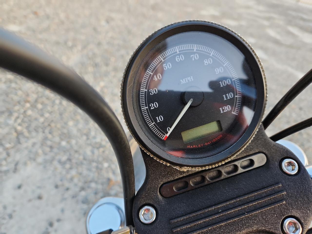 2011 Harley-Davidson Xl883 L VIN: 1HD4CR214BC445022 Lot: 93255355