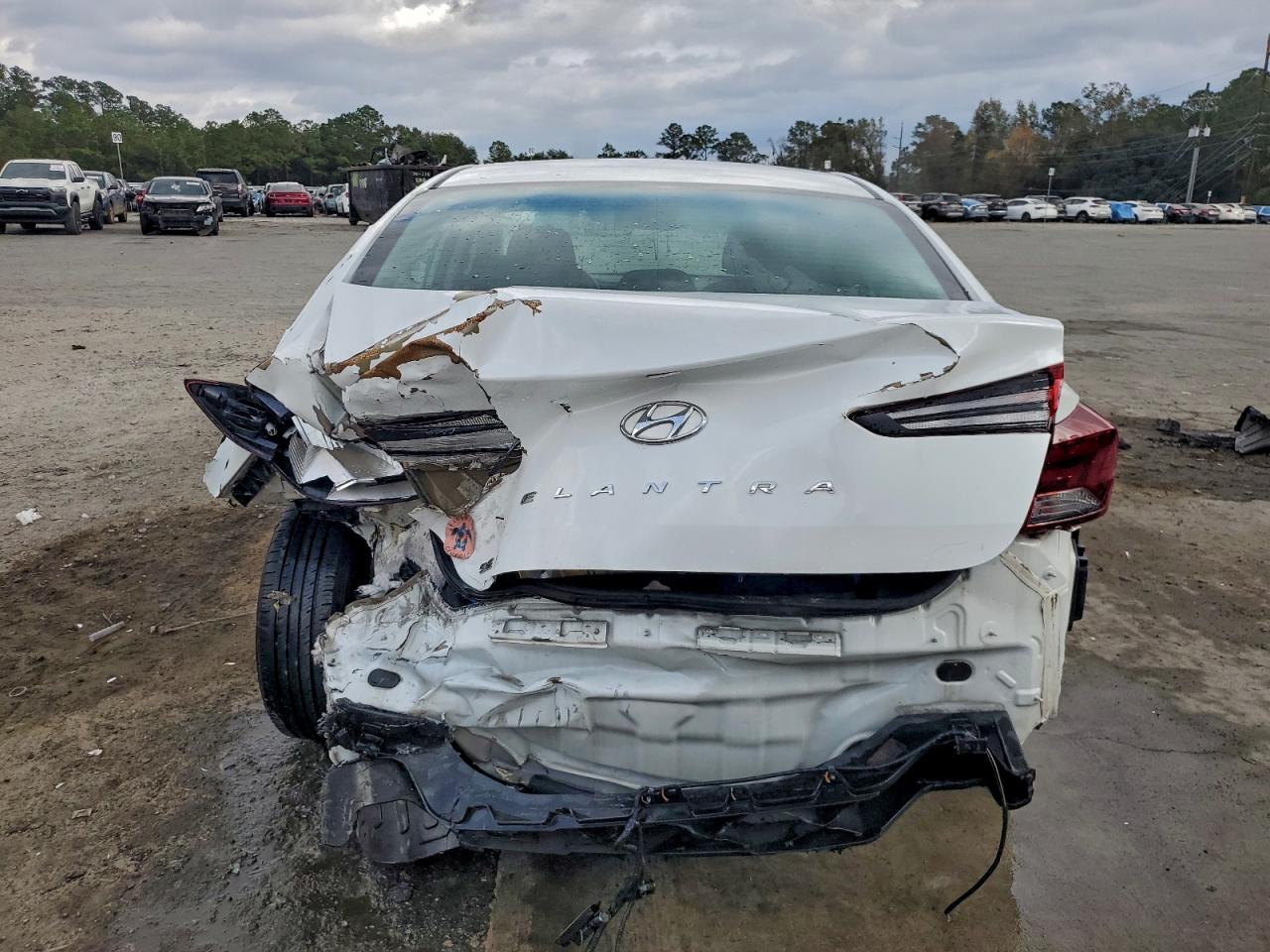 2019 Hyundai Elantra Se VIN: 5NPD74LF8KH457715 Lot: 94556065