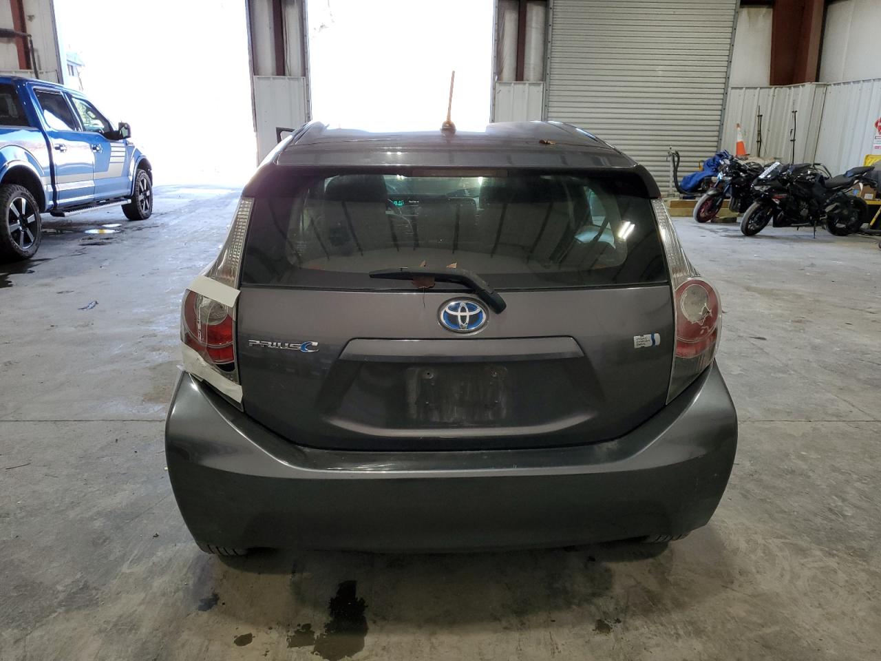 2013 Toyota Prius C VIN: JTDKDTB3XD1046134 Lot: 93892745