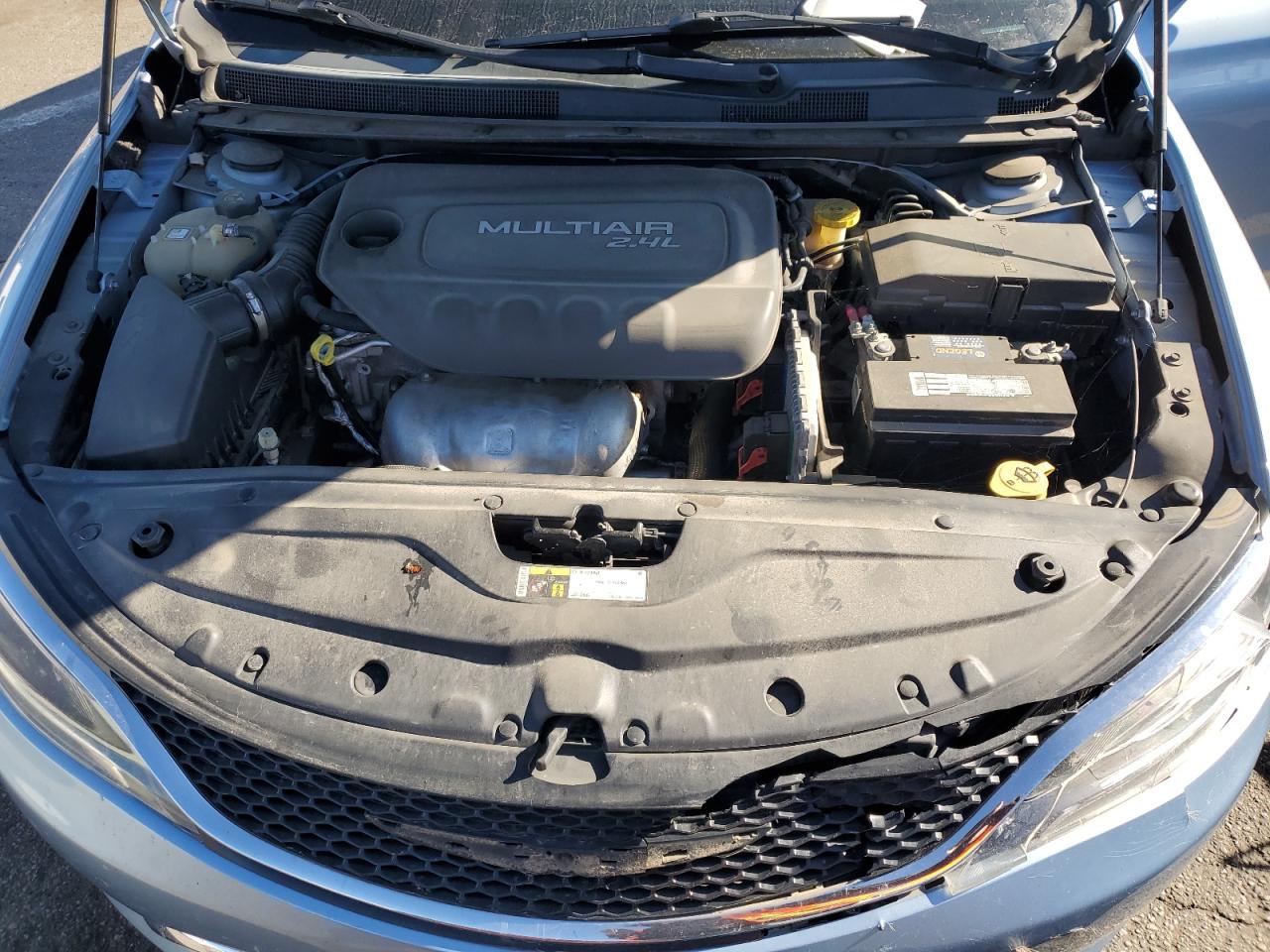 2015 Chrysler 200 Limited VIN: 1C3CCCAB0FN745871 Lot: 92810515