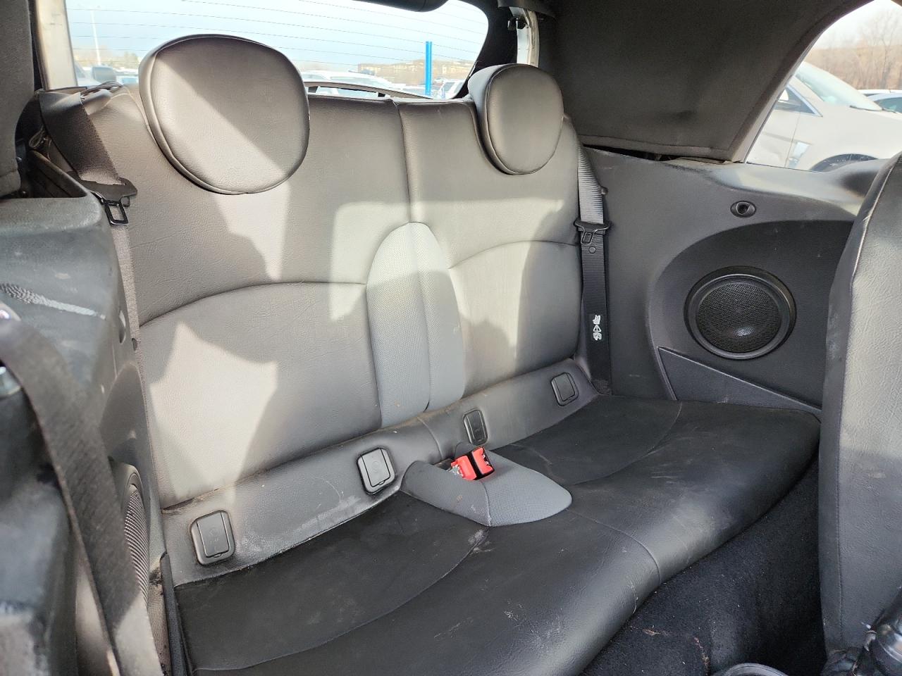 2010 Mini Cooper VIN: WMWMR3C50ATZ19509 Lot: 93228175