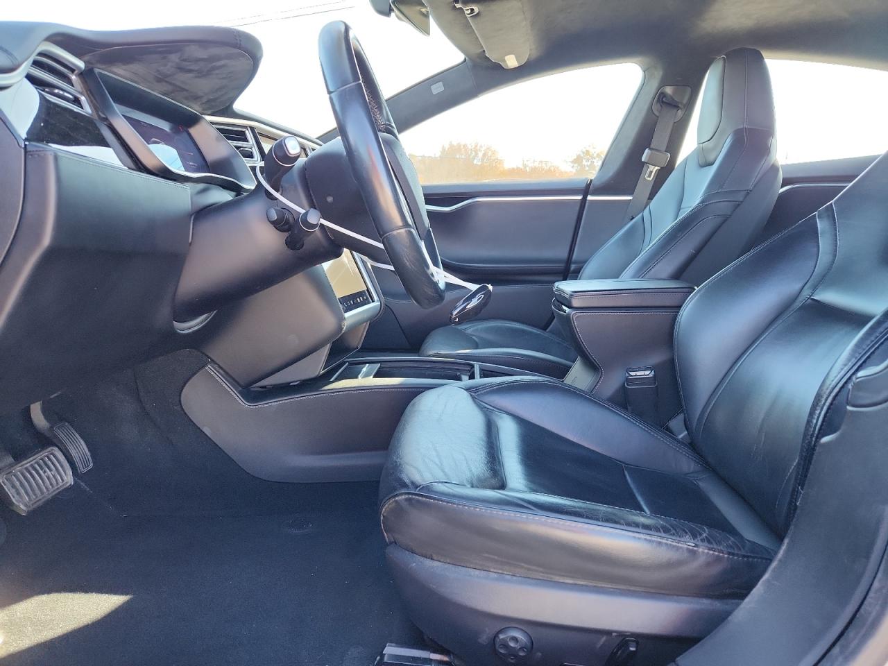 2016 Tesla Model S VIN: 5YJSA1E25GF169643 Lot: 93190395