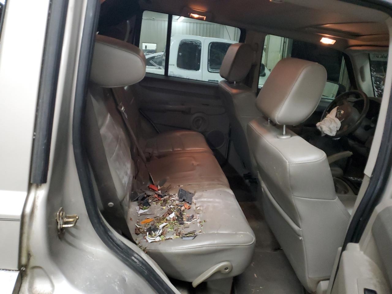 2007 Jeep Commander VIN: 1J8HH48K57C599200 Lot: 91996525