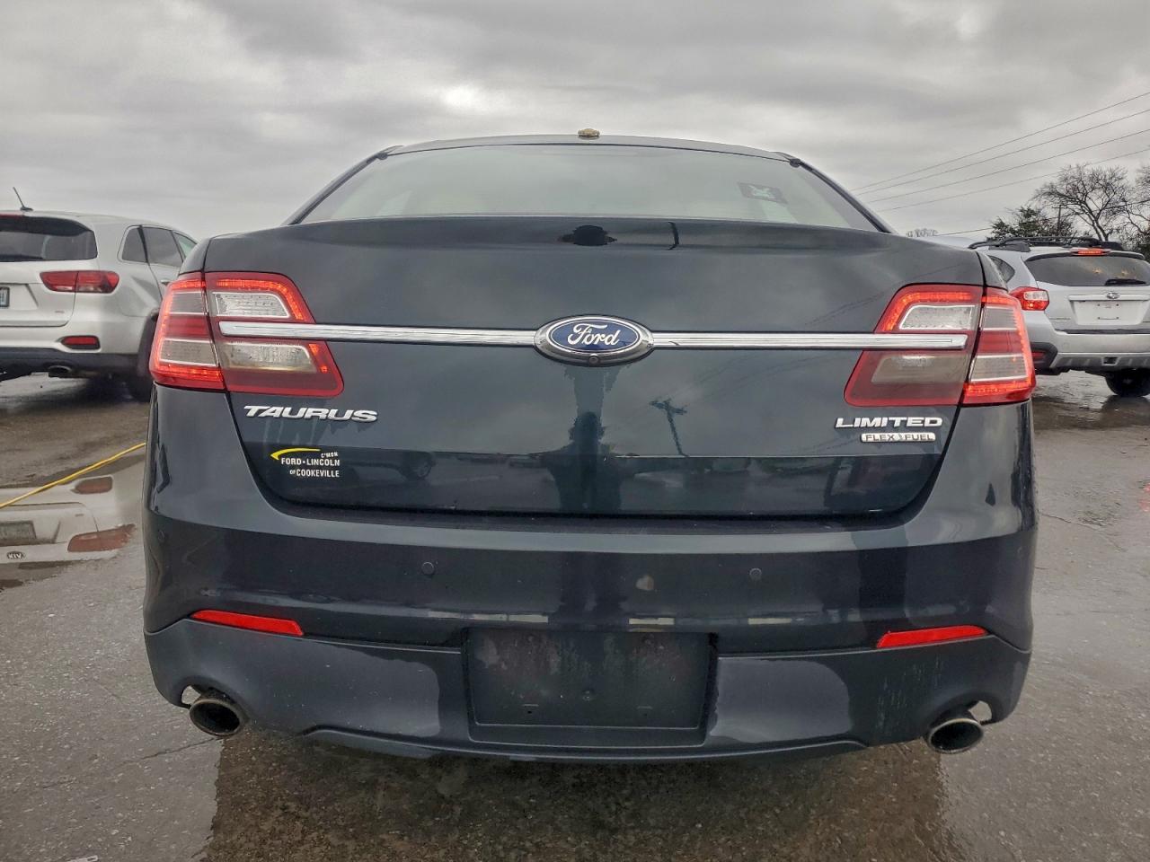 2015 Ford Taurus Limited VIN: 1FAHP2F81FG118295 Lot: 93825225