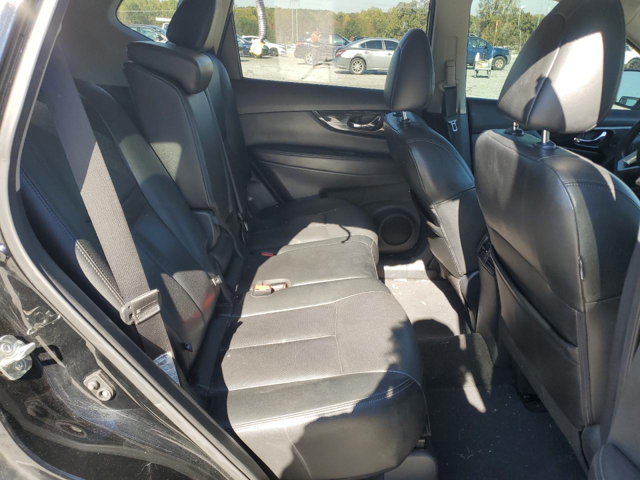 2019 Nissan Rogue S VIN: 5N1AT2MT0KC751091 Lot: 90833405