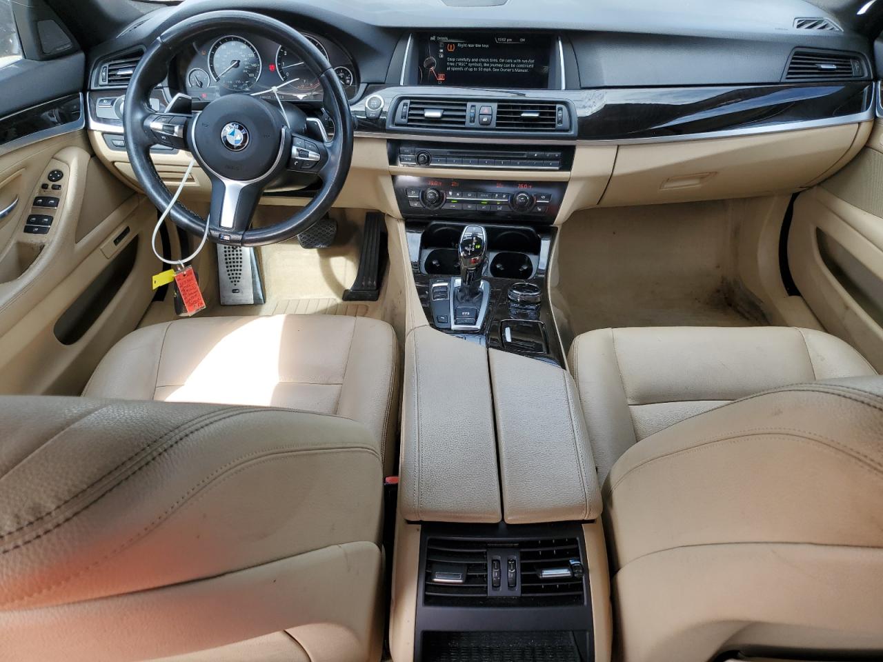 Фото: WBA5B1C50FG126448