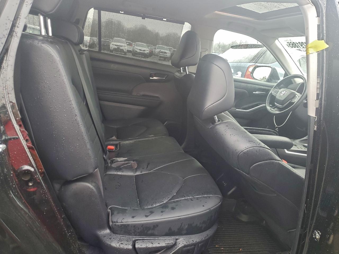 2023 Toyota Highlander L VIN: 5TDKDRBH4PS029058 Lot: 94291865