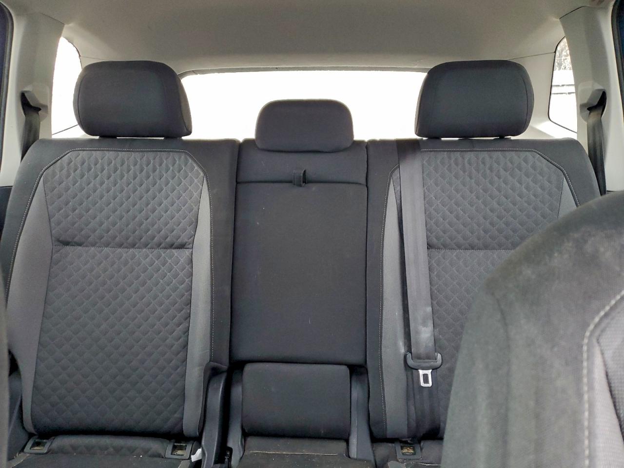 2018 Volkswagen Tiguan S VIN: 3VV0B7AX1JM011121 Lot: 93914375