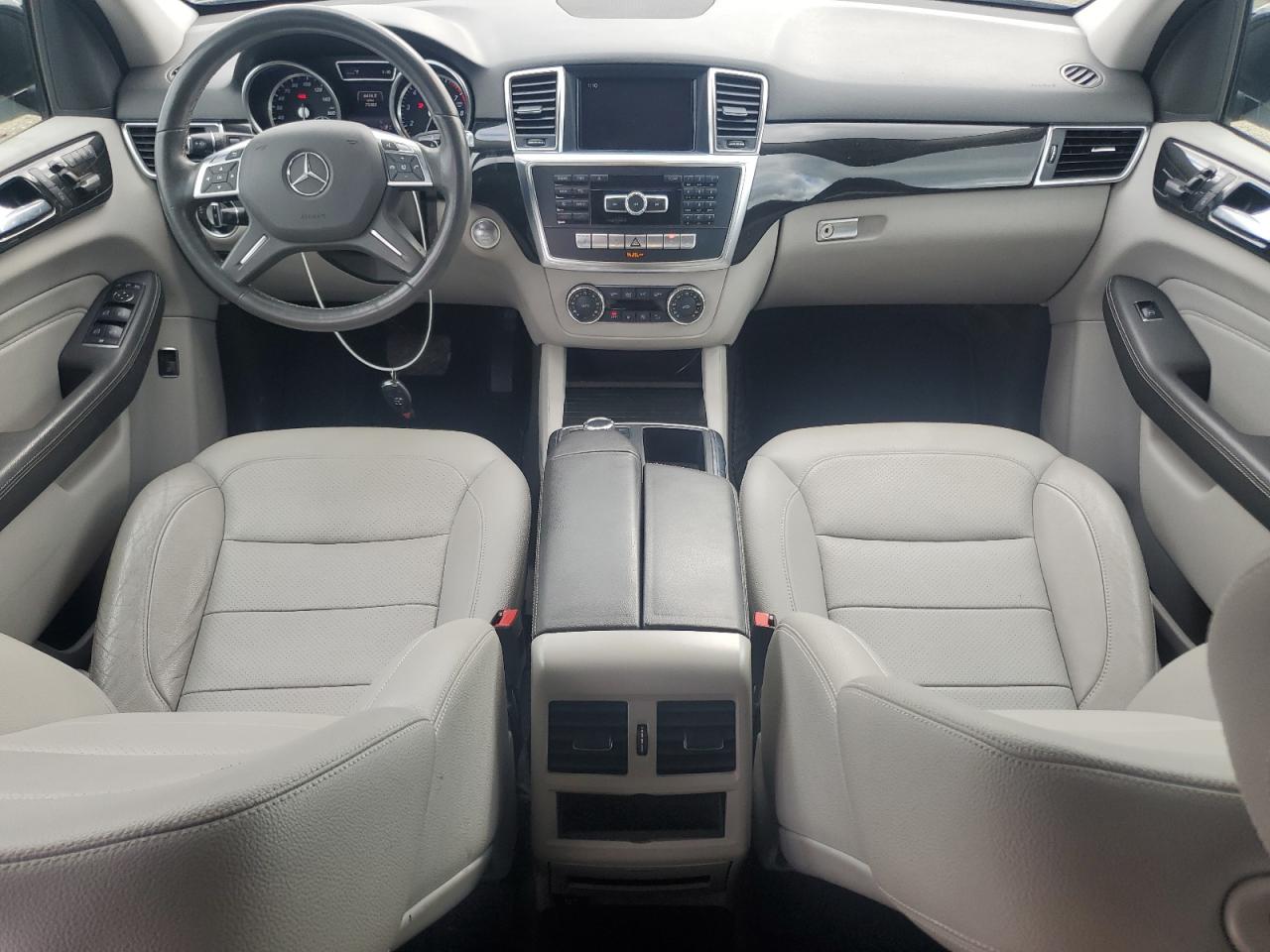 2015 Mercedes-Benz Ml 350 VIN: 4JGDA5JB2FA519433 Lot: 92929925