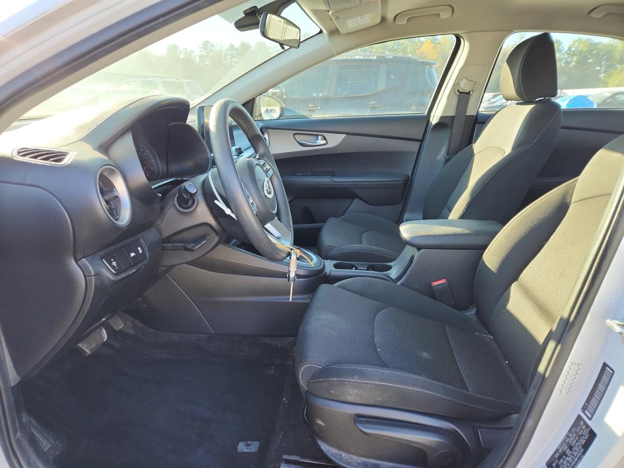 2021 Kia Forte Fe VIN: 3KPF24AD5ME408200 Lot: 92633875