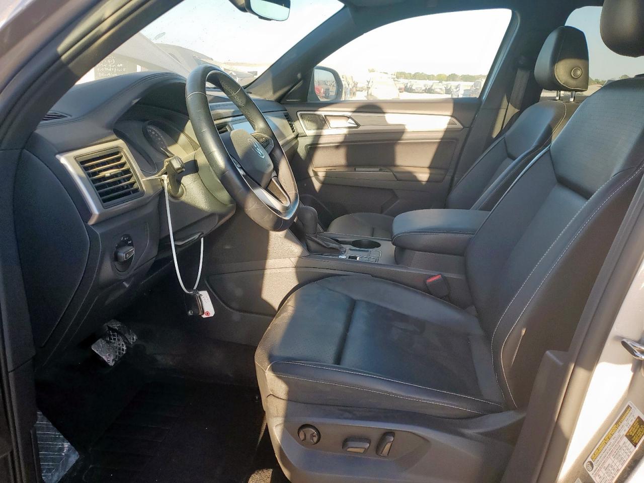 2020 Volkswagen Atlas Cross Sport Se VIN: 1V2YC2CA1LC226821 Lot: 92476625