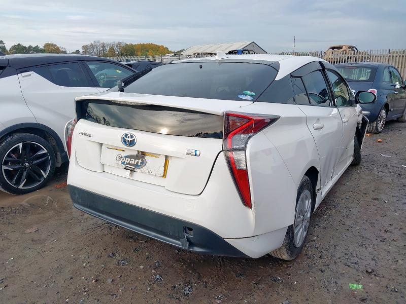 2018 TOYOTA PRIUS HYBRID 