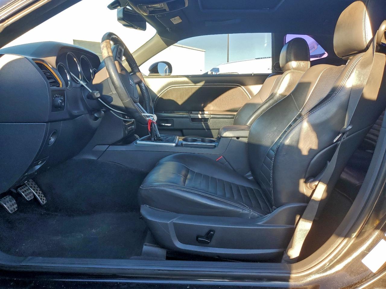 2010 Dodge Challenger R/T VIN: 2B3CJ5DTXAH190240 Lot: 94117105