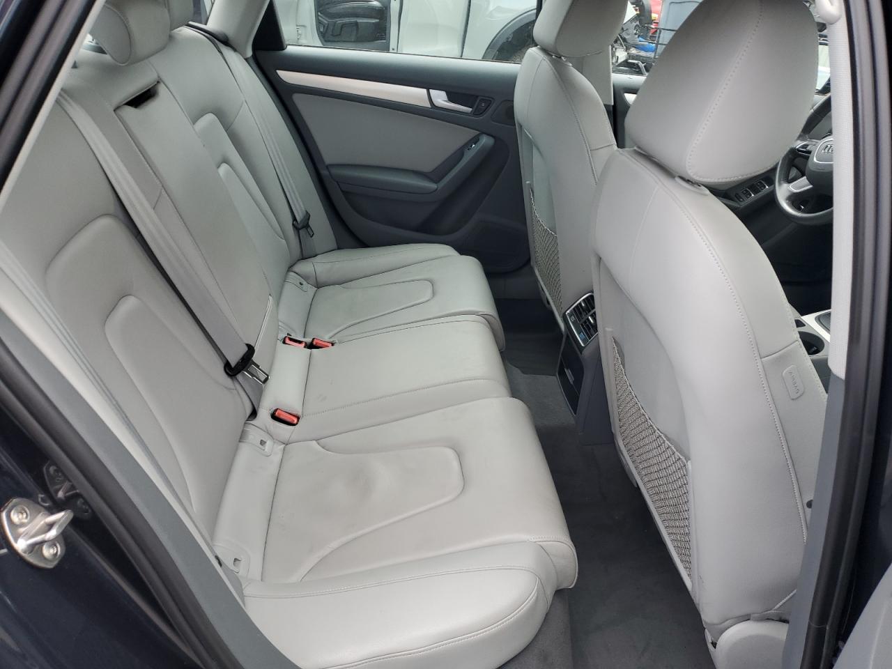 2015 Audi A4 Premium VIN: WAUBFAFL9FN006113 Lot: 92995065