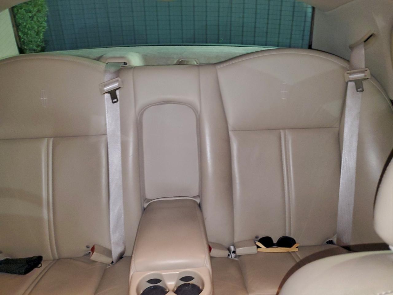 2005 Lincoln Town Car S VIN: 626528 Lot: 94601145