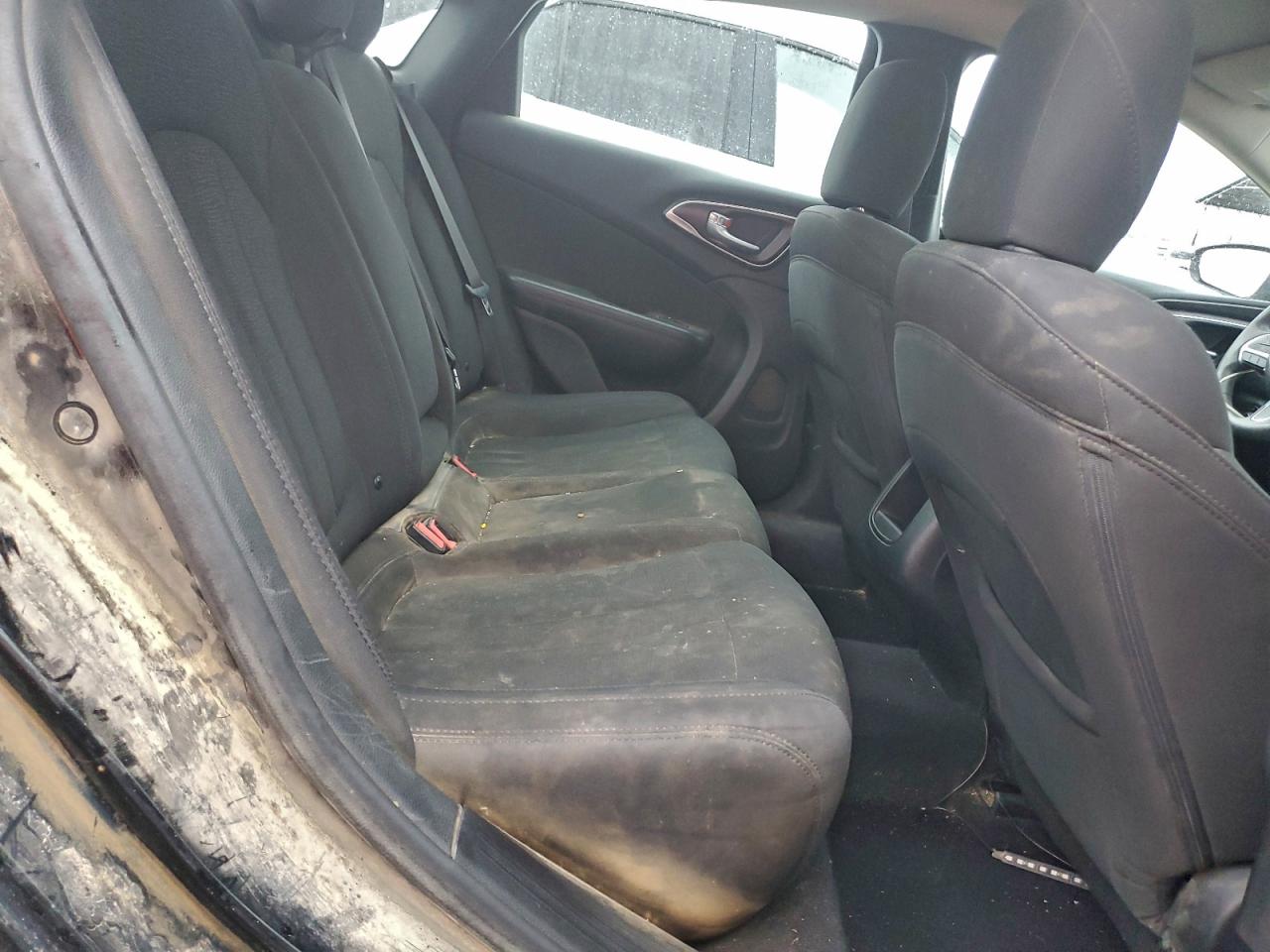 2016 Chrysler 200 Limited VIN: 1C3CCCAB6GN165428 Lot: 93416665