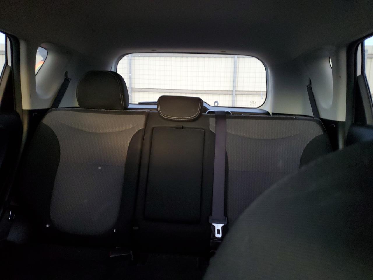 2018 Kia Soul + VIN: KNDJP3A52J7611720 Lot: 92651625