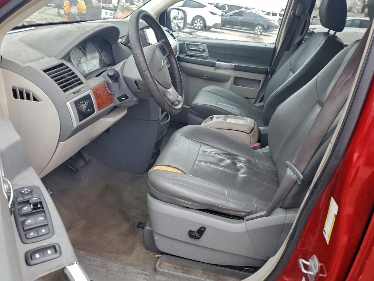 2008 Chrysler Town & Country Touring VIN: 2A8HR54P78R736229 Lot: 94065745