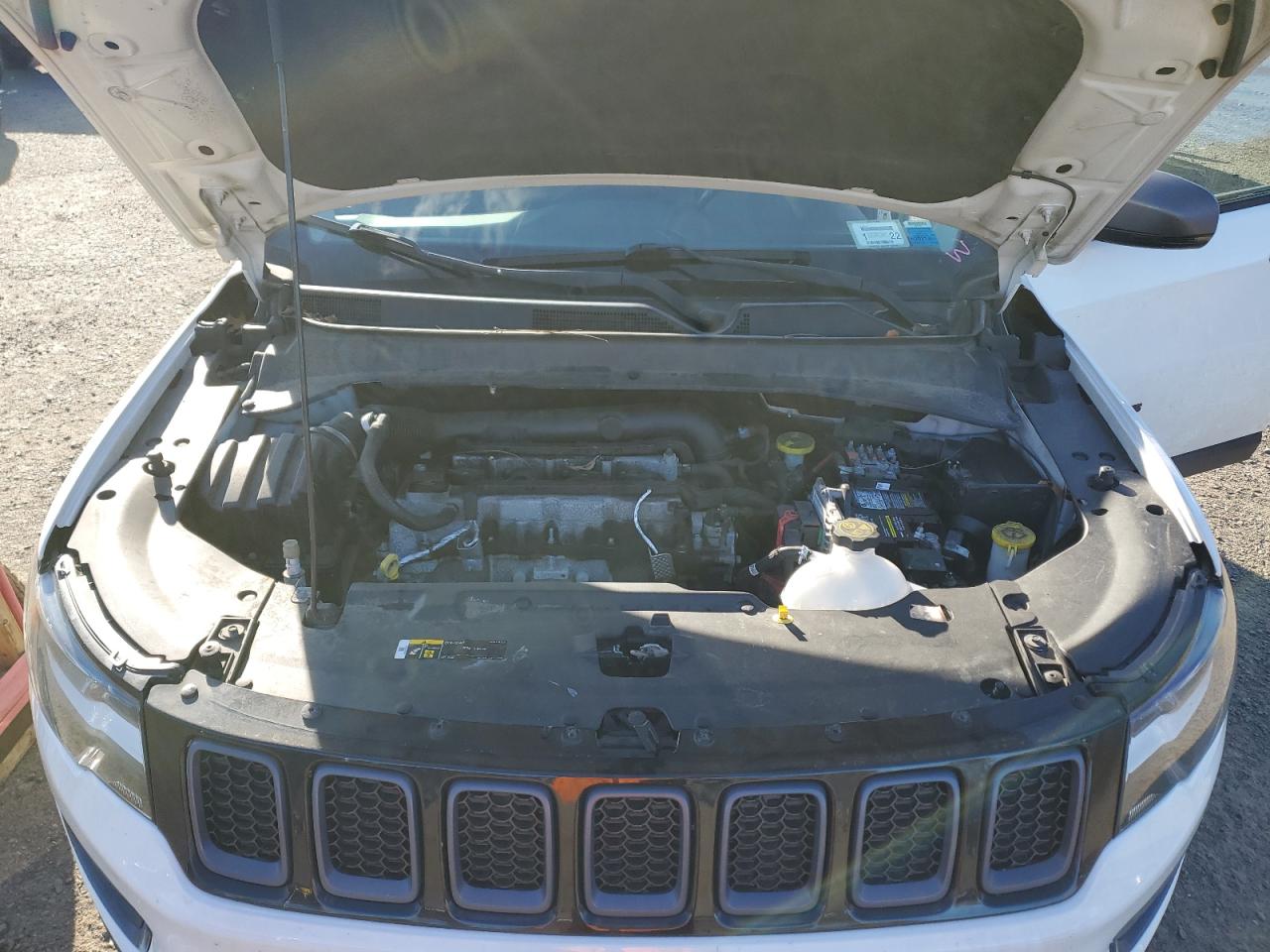 2018 Jeep Compass Trailhawk VIN: 3C4NJDDB8JT144745 Lot: 90781575