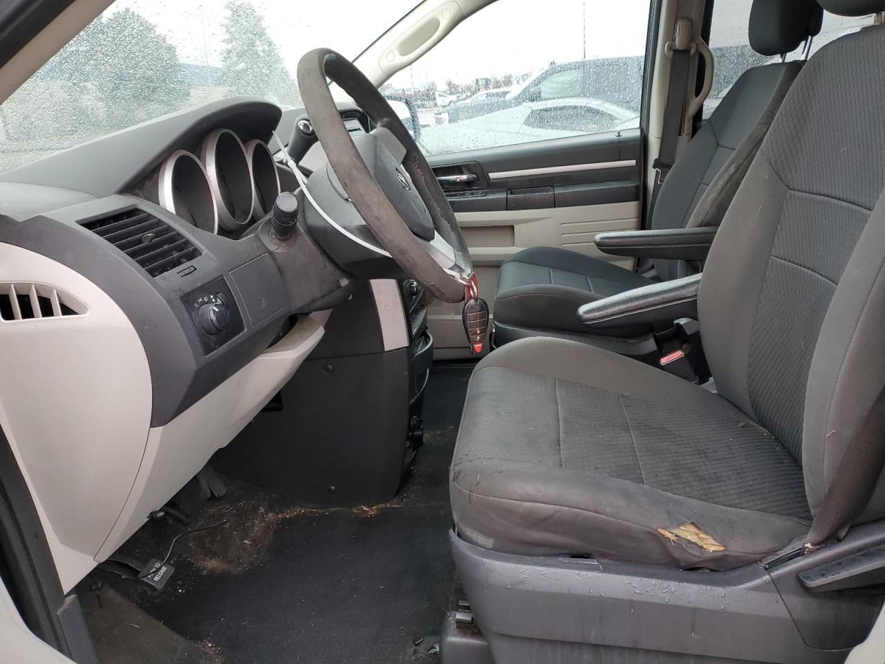 2010 Dodge Grand Caravan Se VIN: 2D4RN4DE2AR403171 Lot: 91695655