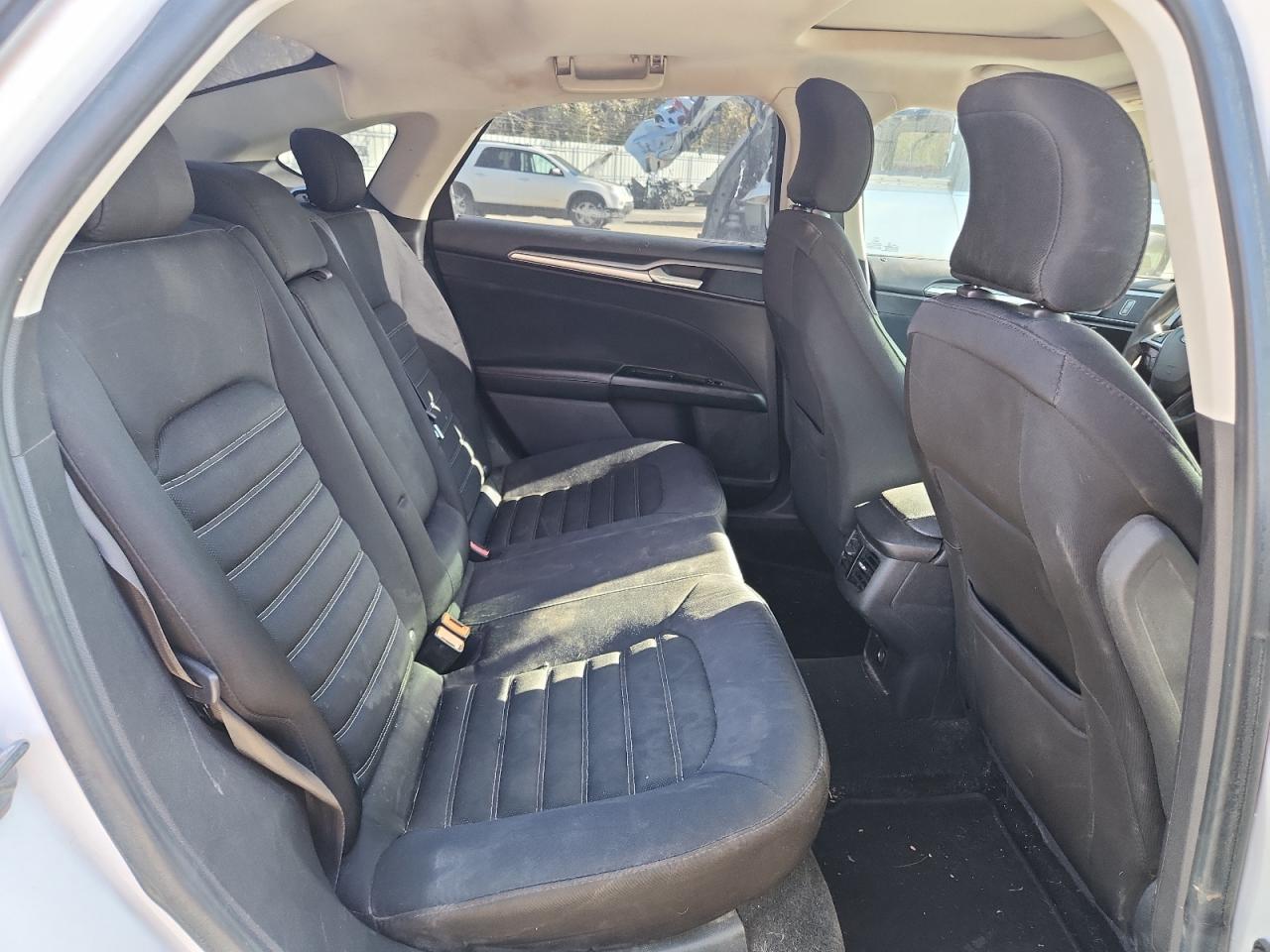 2015 Ford Fusion Se VIN: 1FA6P0H71F5118552 Lot: 92054965