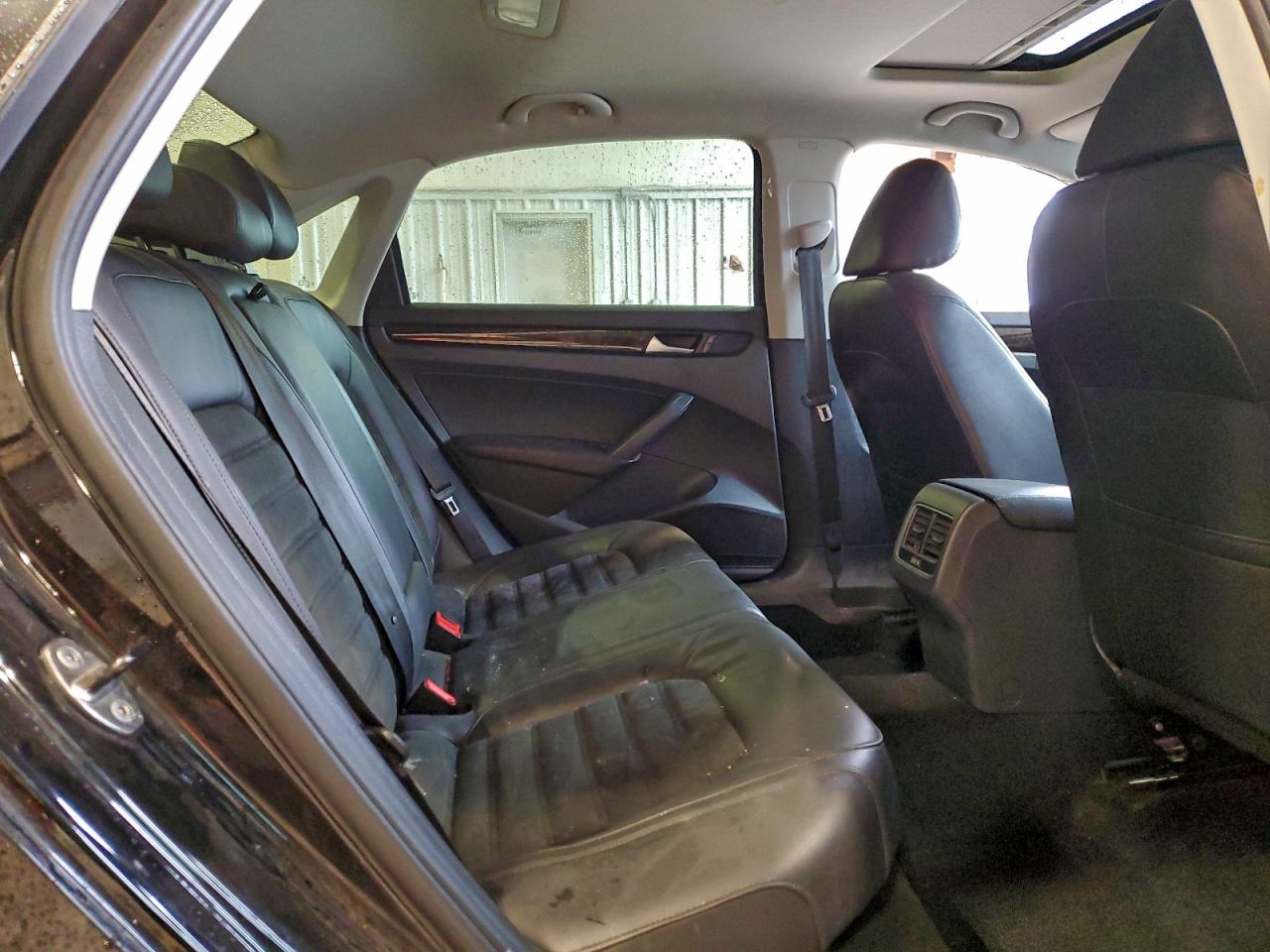 2014 Volkswagen Passat Sel VIN: 1VWCS7A33EC093317 Lot: 94246495