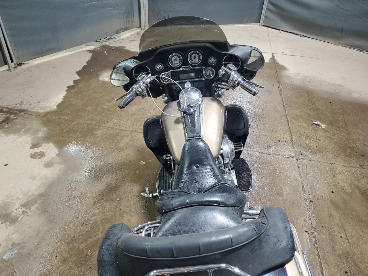 2004 Harley-Davidson Flhtcui VIN: 1HD1FCW124Y601517 Lot: 91074935