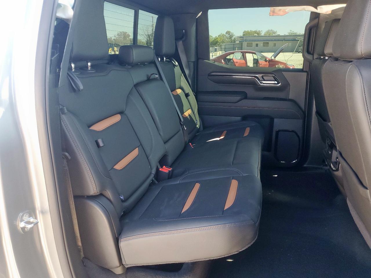 2024 GMC Sierra K1500 At4 VIN: 1GTUUEEL5RZ304701 Lot: 91805935