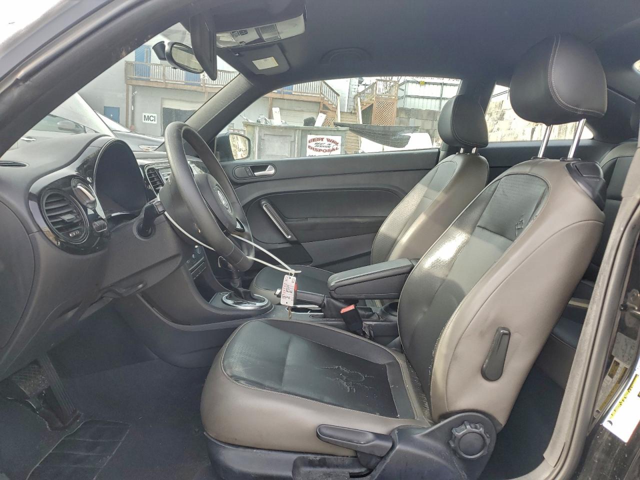 2015 Volkswagen Beetle 1.8T VIN: 3VWF17AT9FM608109 Lot: 93759935