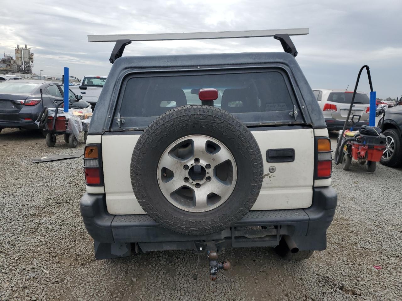 1998 Isuzu Amigo VIN: 4S2CM57W2W4369750 Lot: 93025905