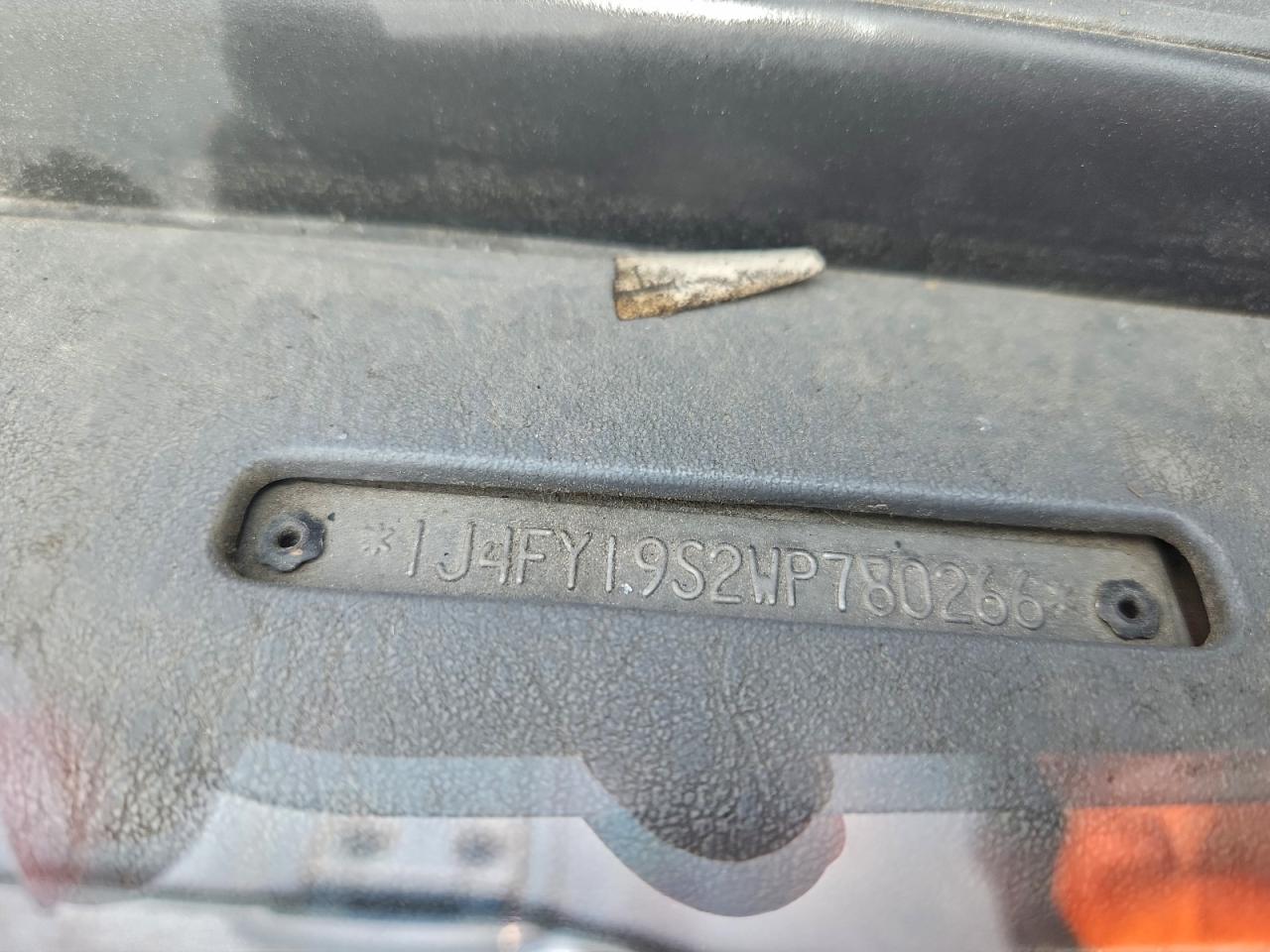 1998 Jeep Wrangler / Tj Sport VIN: 1J4FY19S2WP780266 Lot: 93377045