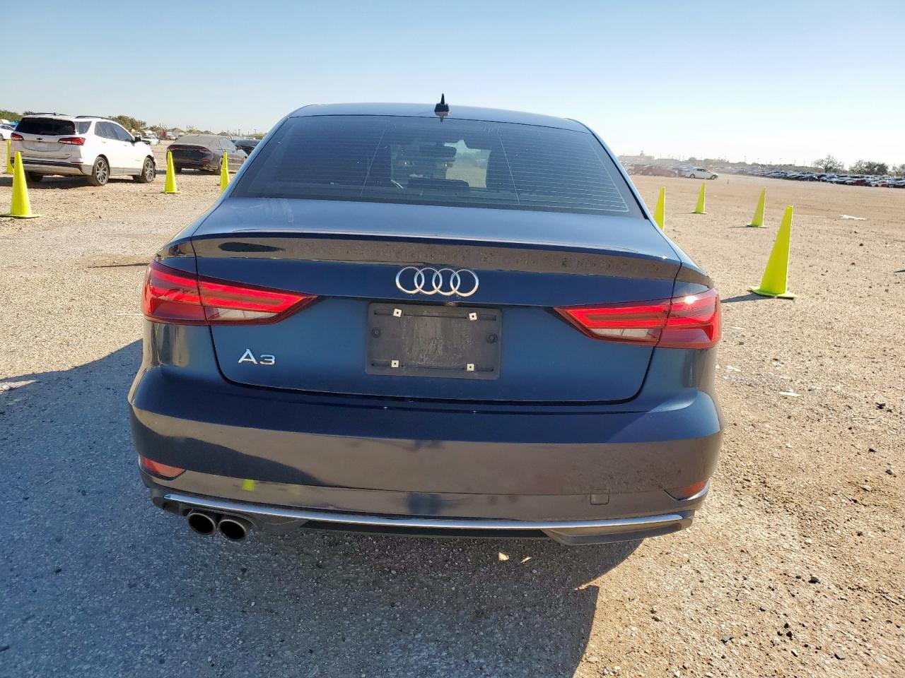 2018 Audi A3 Premium VIN: WAUAUGFF9J1025565 Lot: 91073575