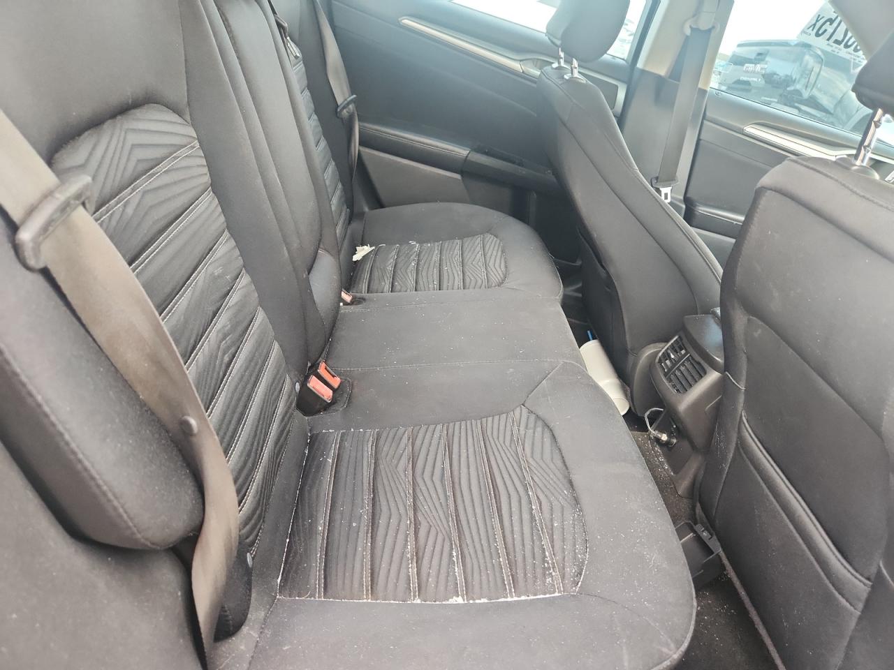 2016 Ford Fusion Se VIN: 3FA6P0H73GR345689 Lot: 92185275