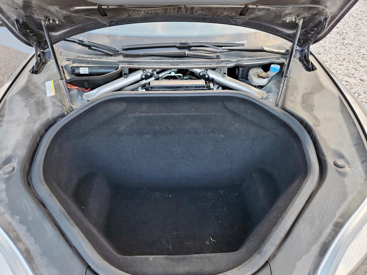 2015 Tesla Model S VIN: 5YJSA1E20FF120283 Lot: 91060895