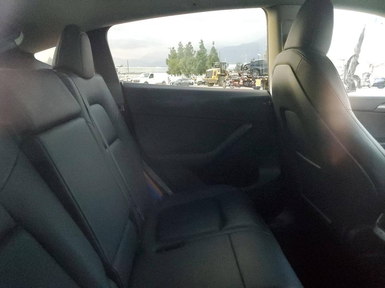 2024 Tesla Model Y VIN: 7SAYGAEE4RF059756 Lot: 93072025