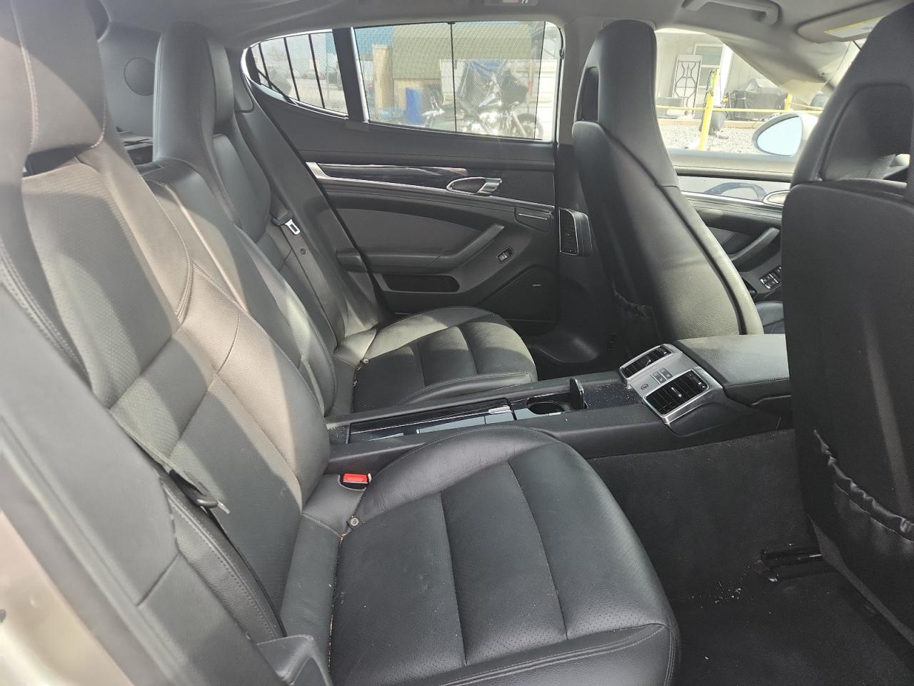 2012 Porsche Panamera 2 VIN: WP0AA2A70CL072313 Lot: 93322295