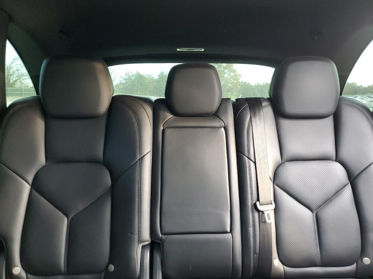 2016 Porsche Cayenne VIN: WP1AA2A23GKA13013 Lot: 92613845