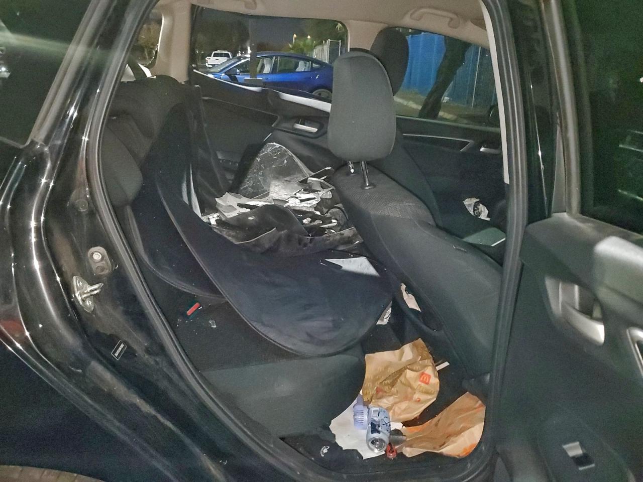 2017 Honda Fit Lx VIN: 3HGGK5G52HM708882 Lot: 94835465