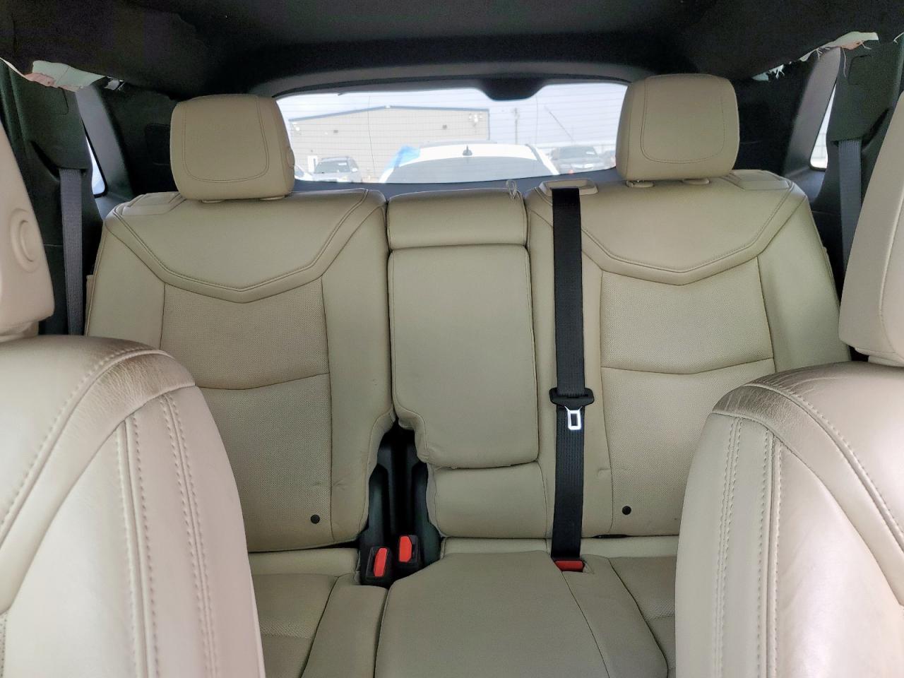 2017 Cadillac Xt5 Luxury VIN: 1GYKNBRS2HZ107868 Lot: 93394475