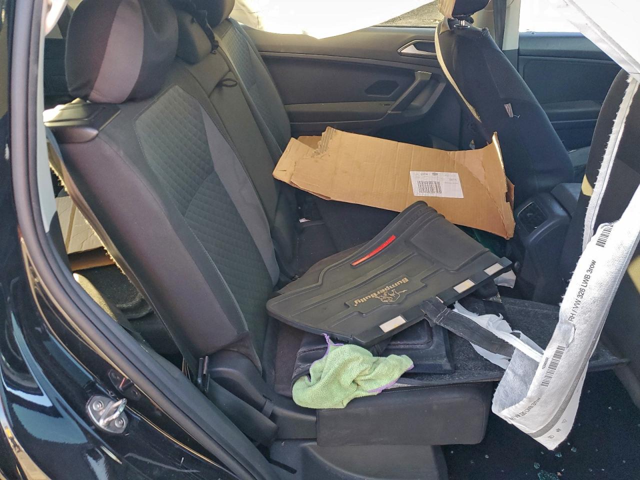 2018 Volkswagen Tiguan S VIN: 3VV1B7AX5JM037399 Lot: 93493145