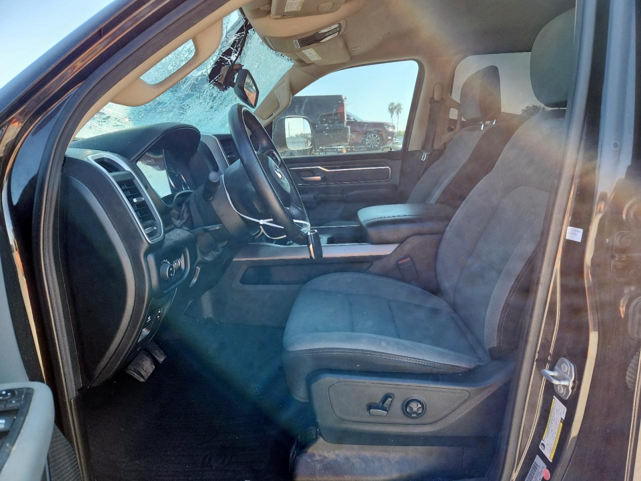 2019 Ram 1500 Big Horn/Lone Star VIN: 1C6RREFT9KN601013 Lot: 92231075