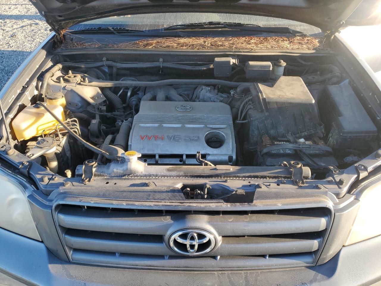 2004 Toyota Highlander Base VIN: JTEDP21A940026811 Lot: 92863205