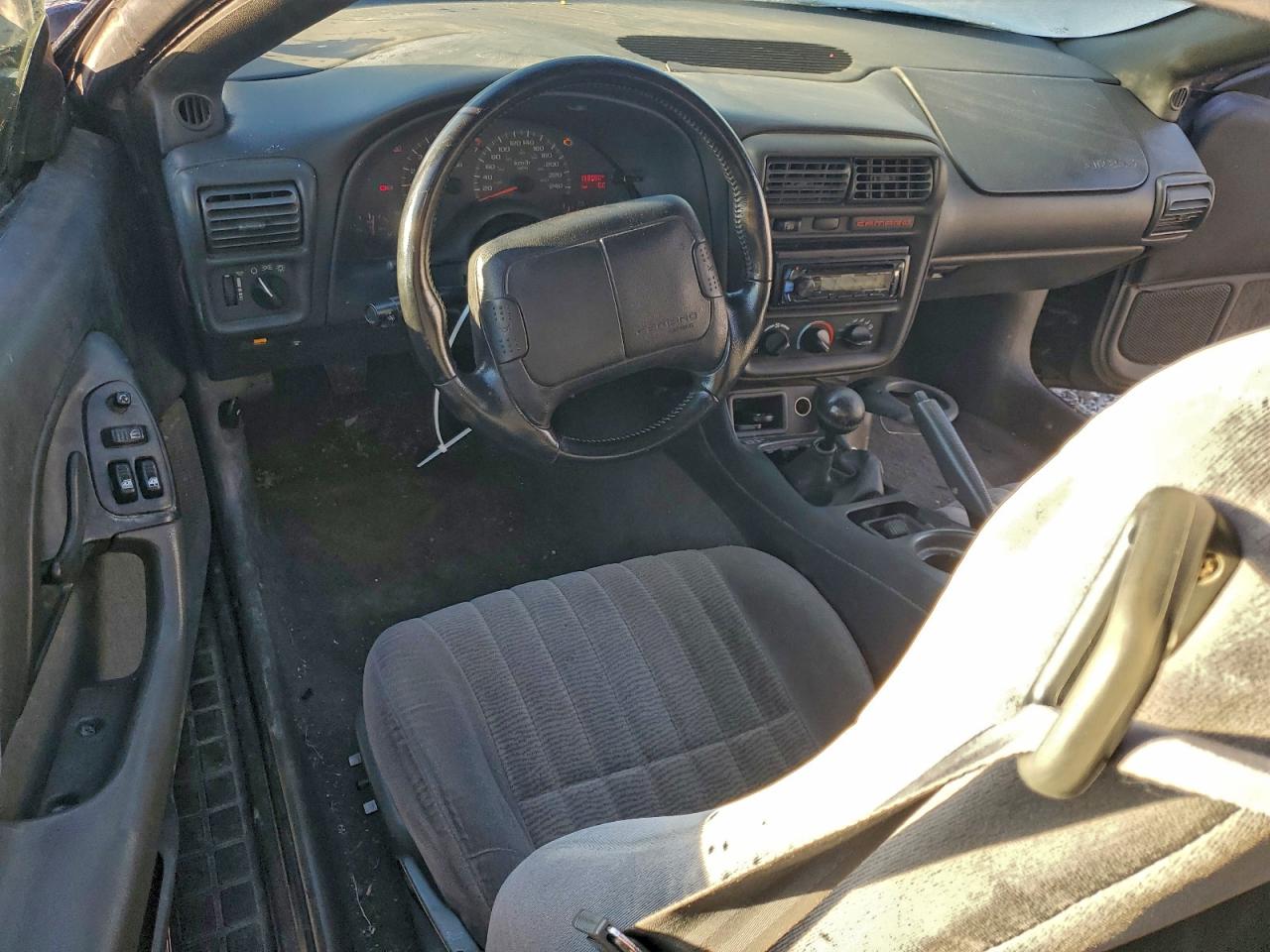 1997 Chevrolet Camaro Z28 VIN: 2G1FP22P2V2113779 Lot: 93835335