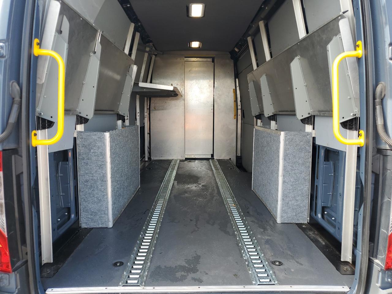 2019 Mercedes Benz Sprinter 2500 Delivery Van VIN: WD4PF1CD7KP128348 Lot: 89493385