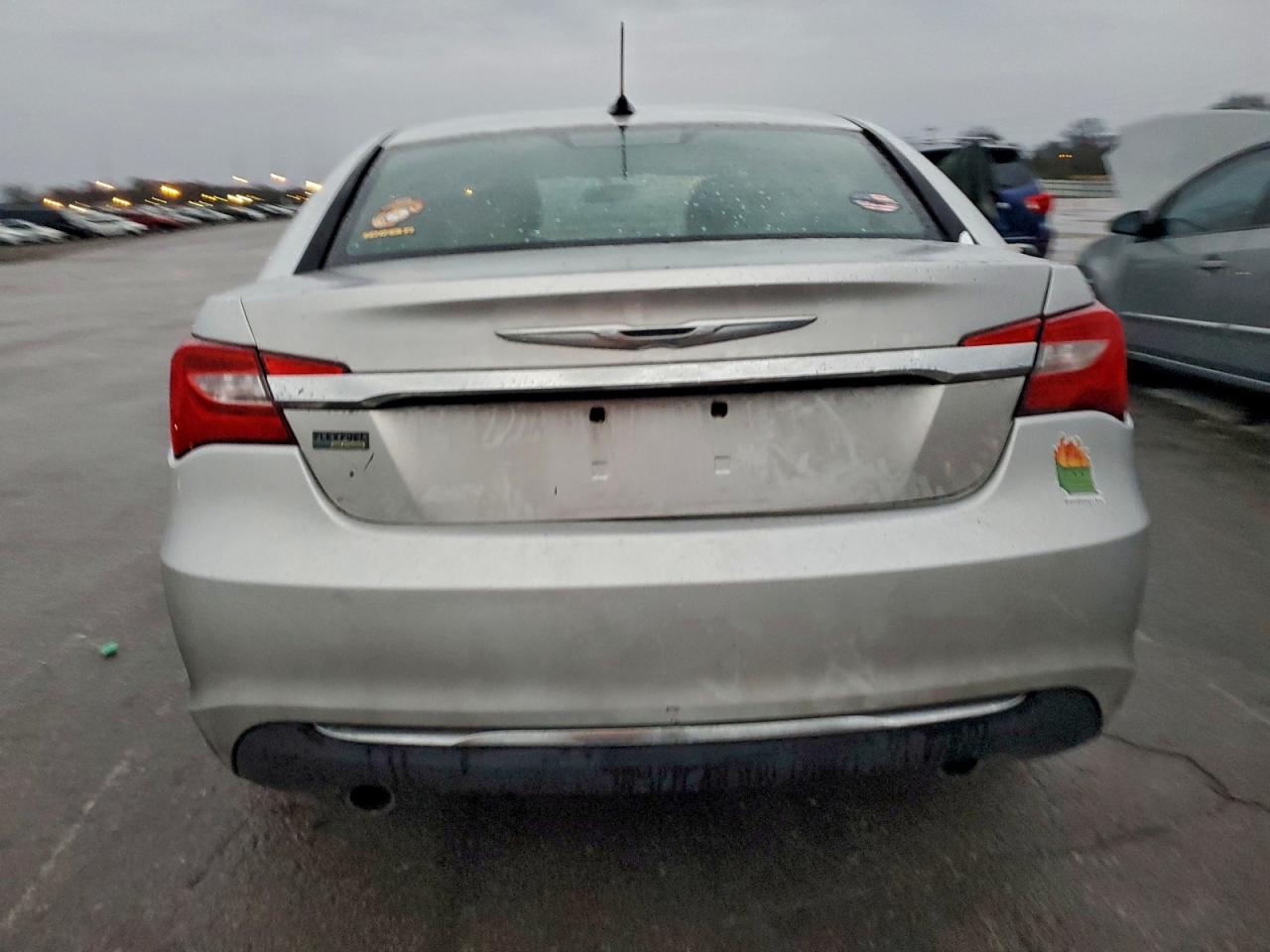 2011 Chrysler 200 Touring VIN: 1C3BC1FG1BN553082 Lot: 94268745