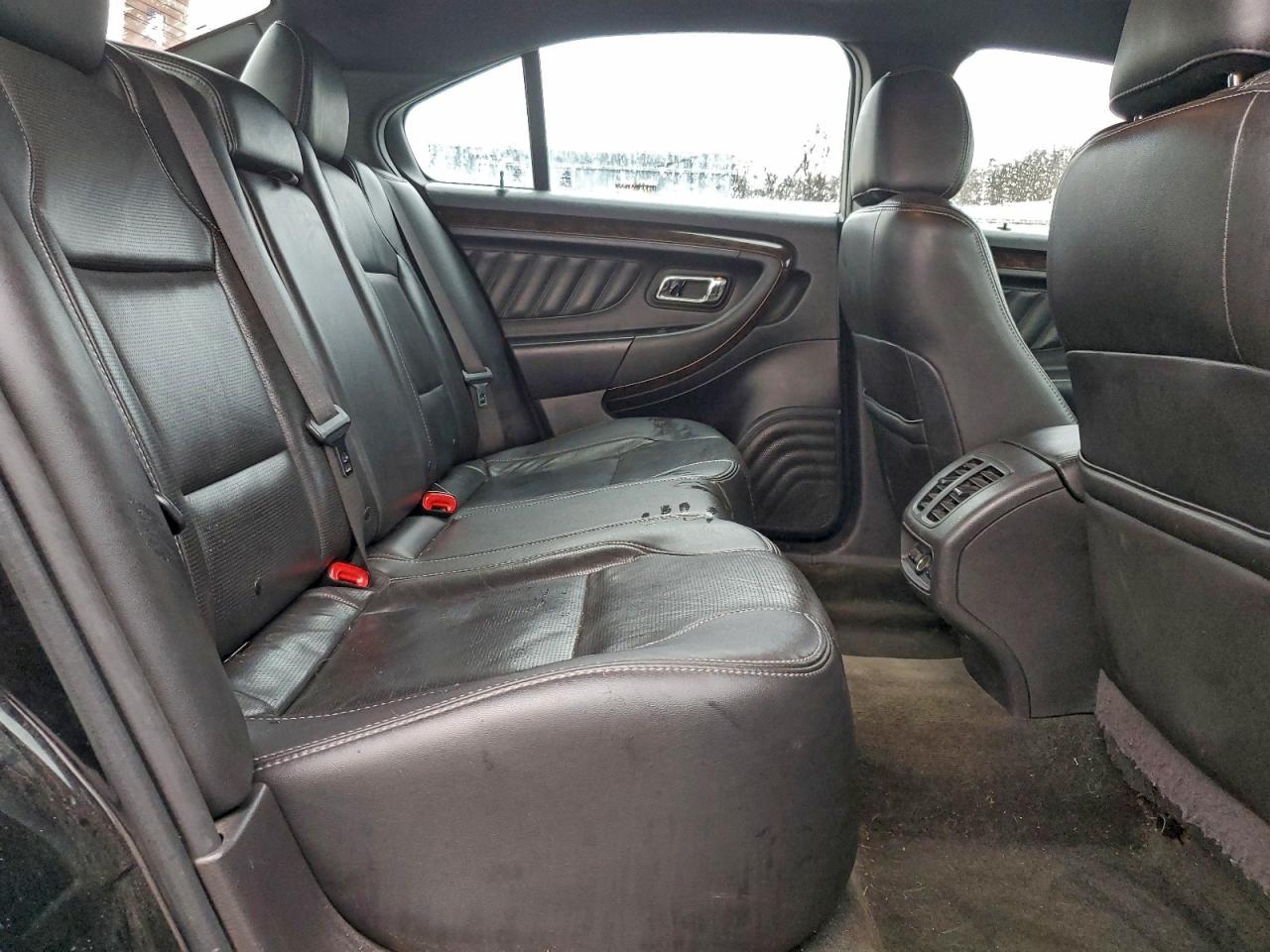 2014 Ford Taurus Limited VIN: 1FAHP2F81EG143471 Lot: 94045255