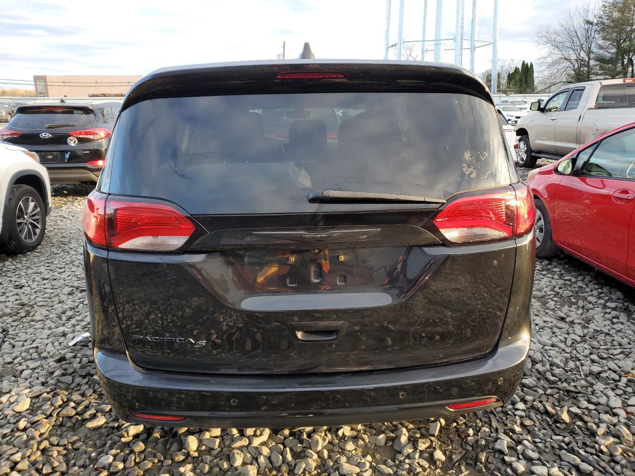 2020 Chrysler Pacifica Touring VIN: 2C4RC1FG0LR149303 Lot: 91896775