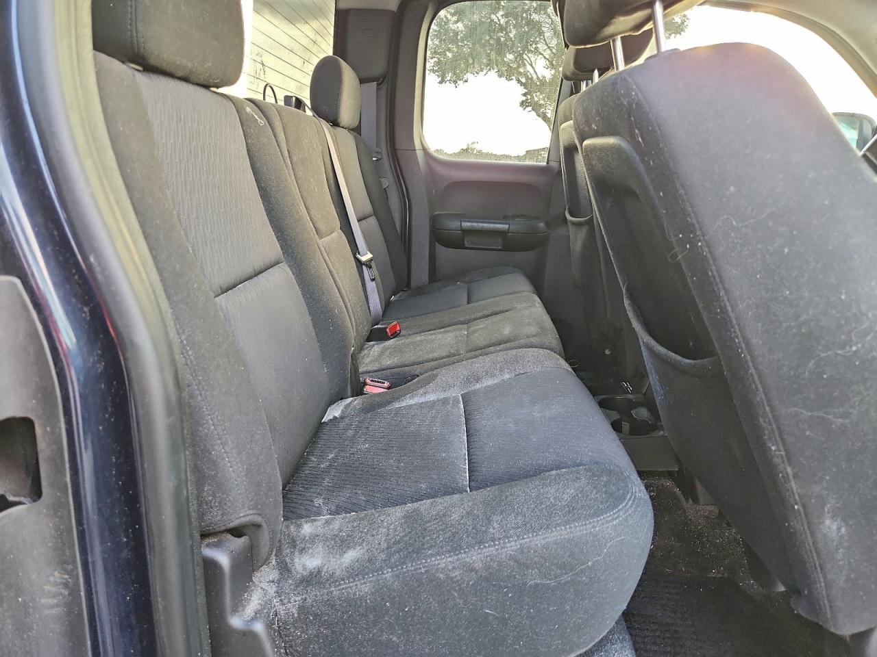 2011 Chevrolet Silverado K1500 Lt VIN: 1GCRKSE33BZ353640 Lot: 92985325