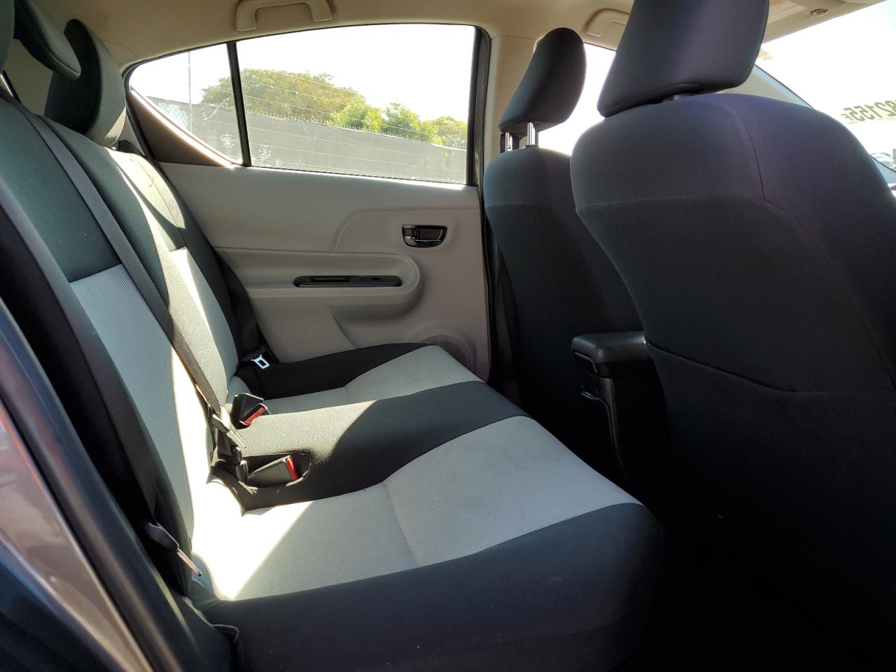 2013 Toyota Prius C VIN: JTDKDTB34D1543163 Lot: 93382155